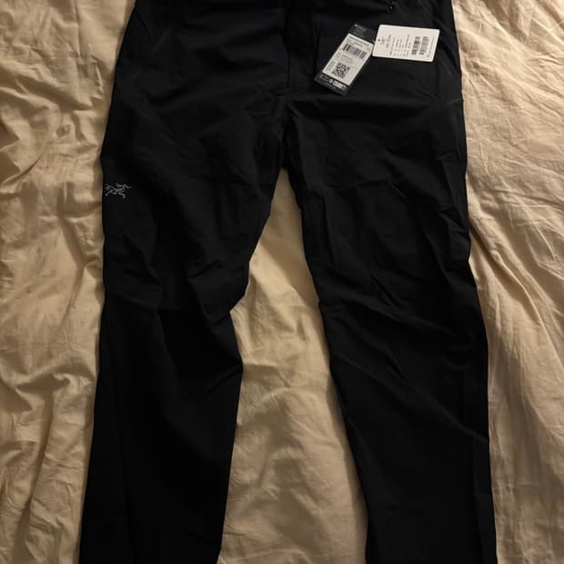 아크테릭스 감마 퀵드라이 팬츠 숏 36 블랙