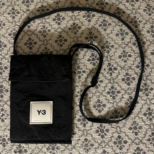 Y-3 미니 숄더백