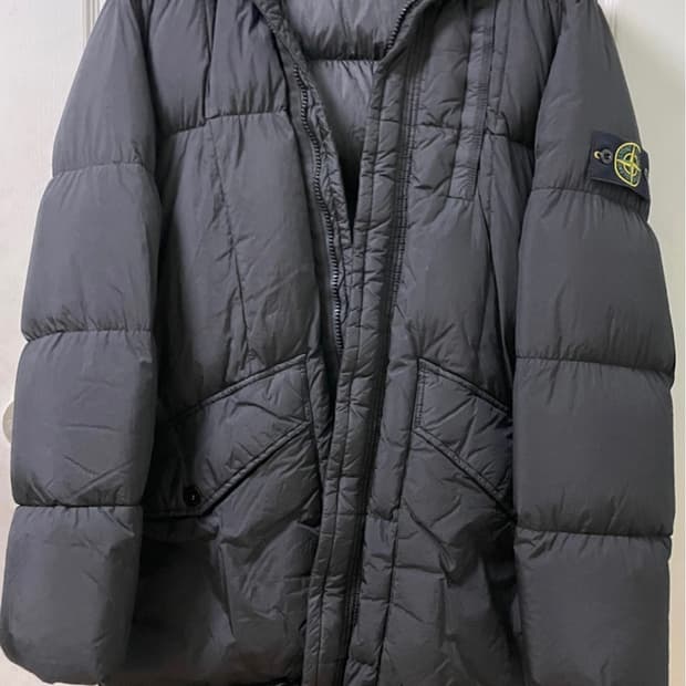 [미착용 새상품] 스톤아일랜드 크링클랩스 롱패딩 블랙 L