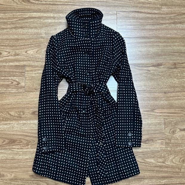 빈티지 블랙 화이트 도트 벨트 코트 오네갸루 로걀 공겜여주 코이세이오깔