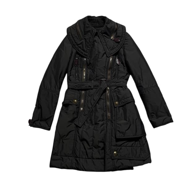 버버리 런웨이 벨티드 다운 패딩 코트