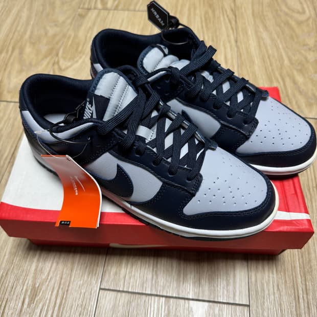 나이키 덩크 로우 레트로 챔피언쉽 그레이 265