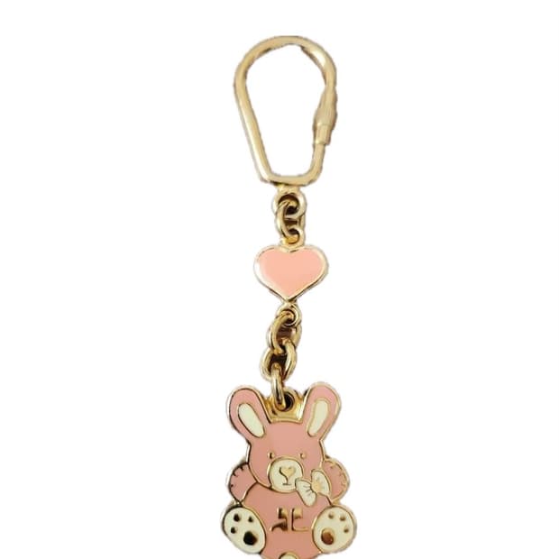 꾸레쥬 토끼 금장 키링