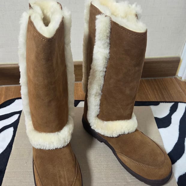 어그 선버스트 톨 부츠