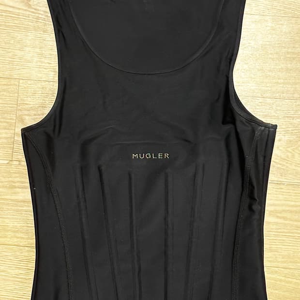H&M Mugler 나시탑
