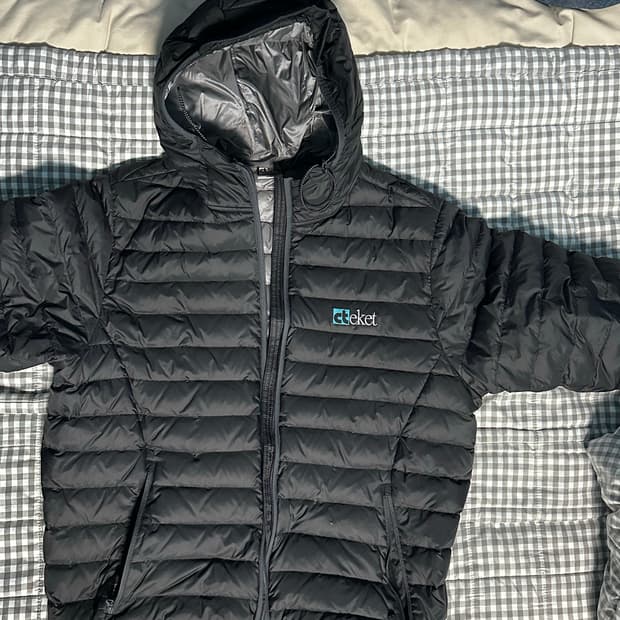 테켓 경량패딩 블랙 / L 사이즈