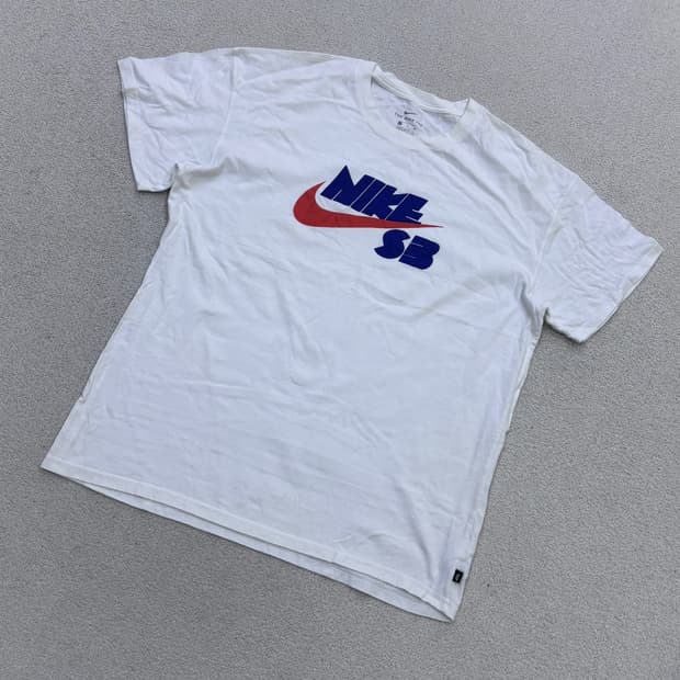 XL 나이키 남성 SB 반팔 티셔츠 0625E