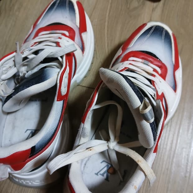 루이비통 키높이 스니커즈  260