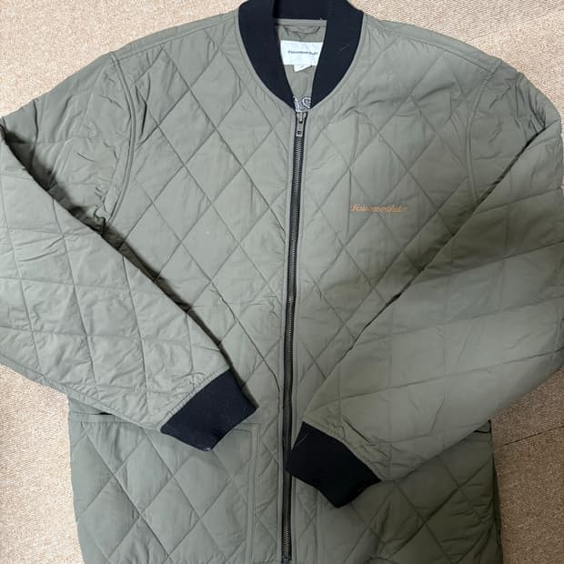 Thisisneverthat 패딩