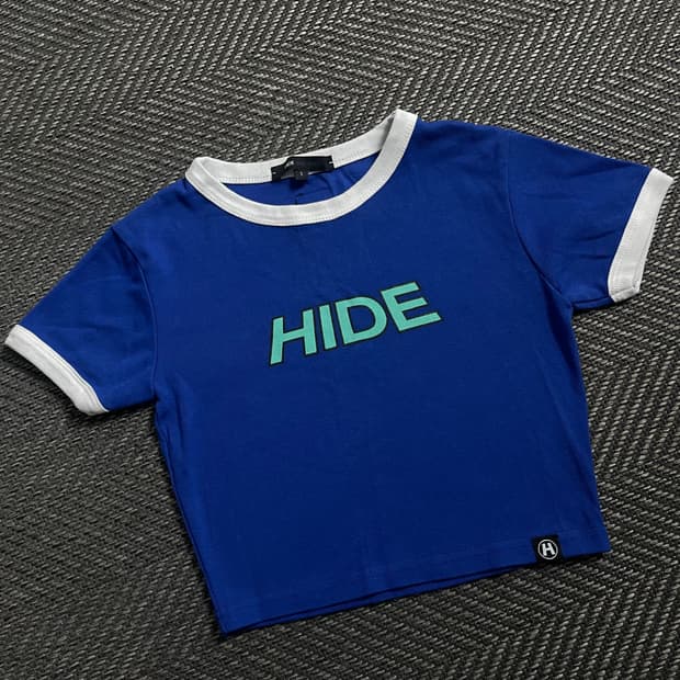 HIDE 우먼스 빅로고 크롭 반팔 티셔츠 y 4603