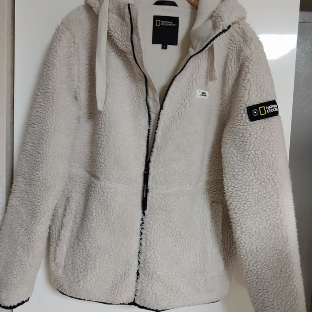 내셔널 지오그래픽 뽀글 후드 자켓 