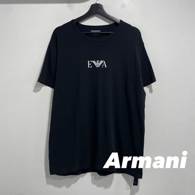 엠포리오 아르마니 반팔티