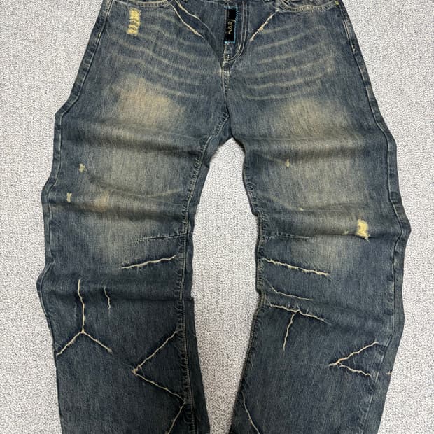 •Vintage 데미지 데님 팬츠 (크랙 워싱 디테일)