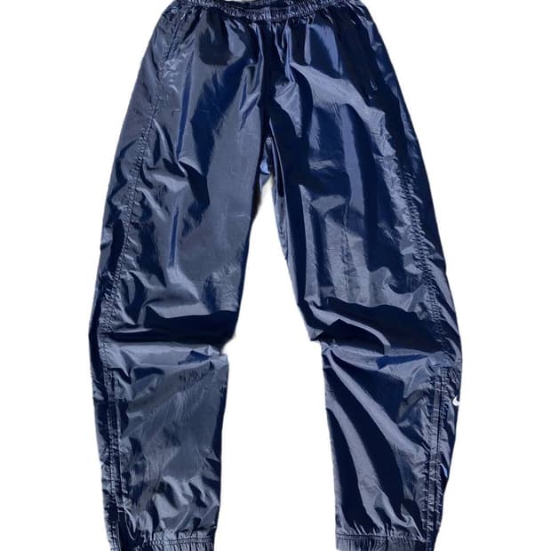 Nike nylon pants (28-29)