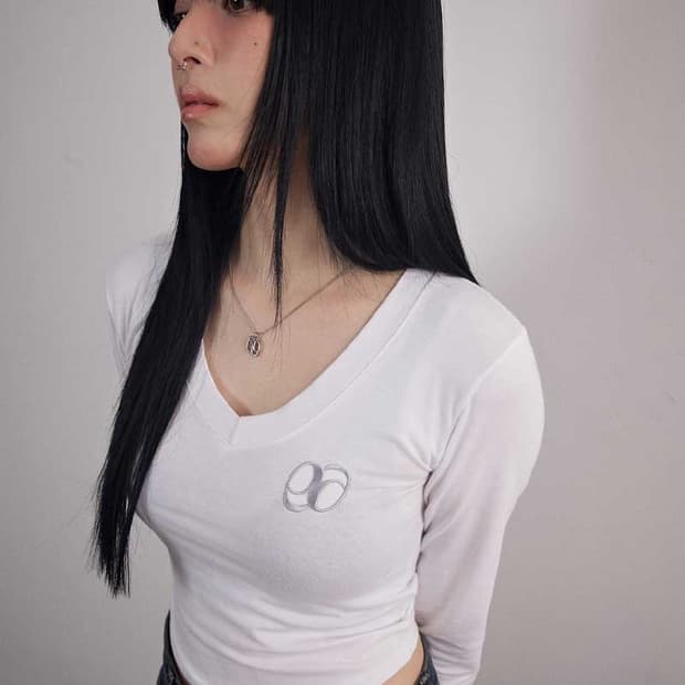 SLINN V  NECK TEE WHITE
