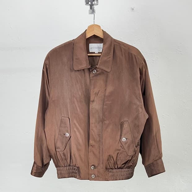 지방시 카멜 사틴 벨로어 드리즐러 블루종 자켓