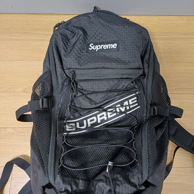 슈프림 백팩 23fw