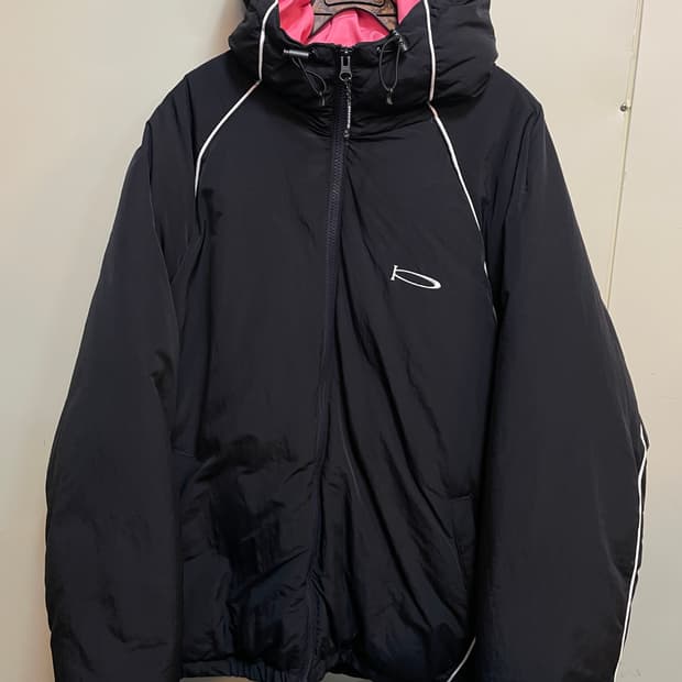 피지컬 에듀케이션 패딩