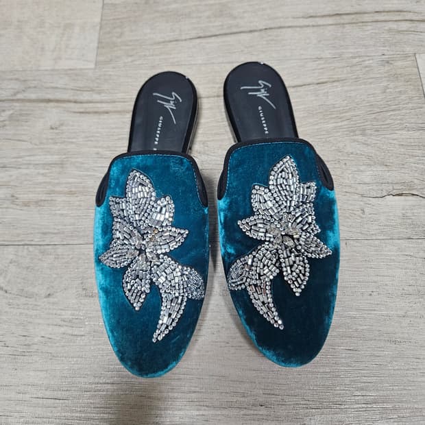 쥬세페자노티 뮬