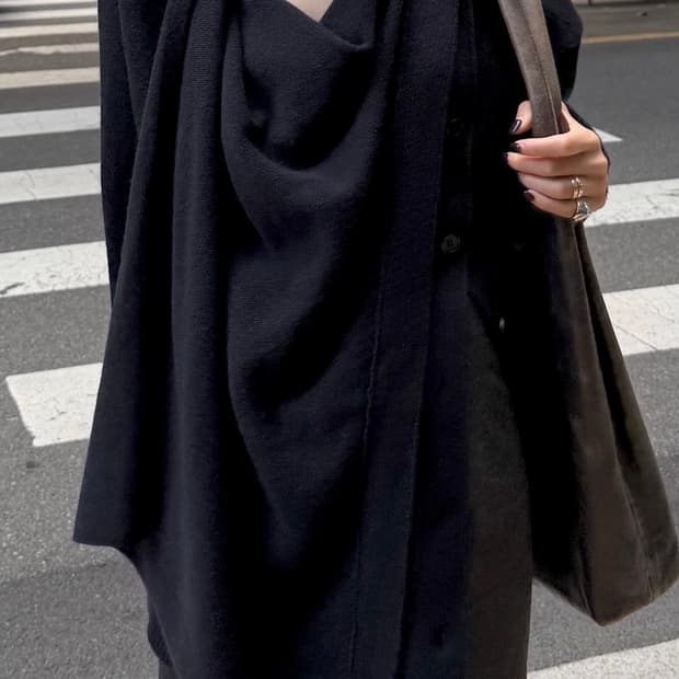 리포스 bold shawl cardigan