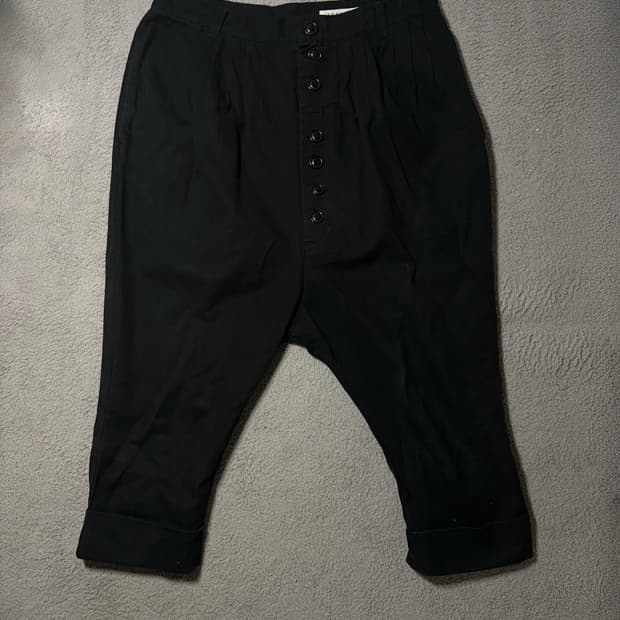 수나오쿠와하라 버튼 팬츠
