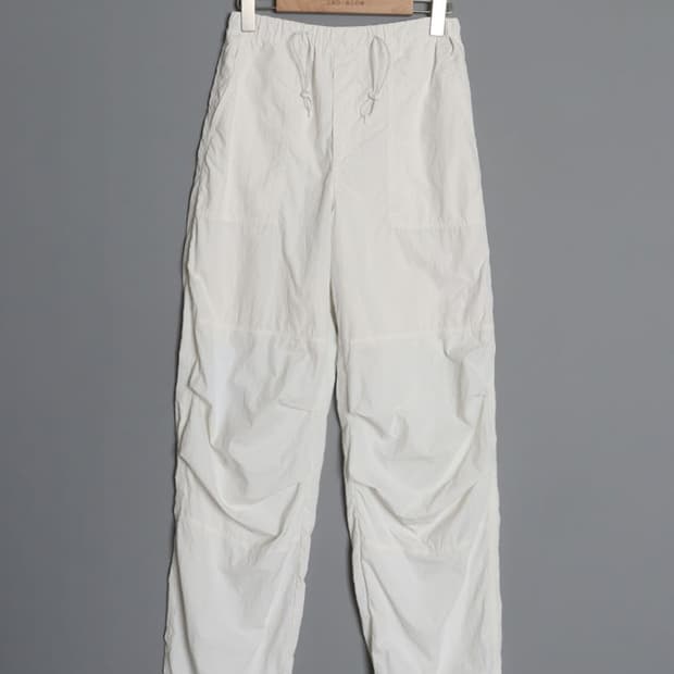 G U Nylon Parachutte Pant (26)