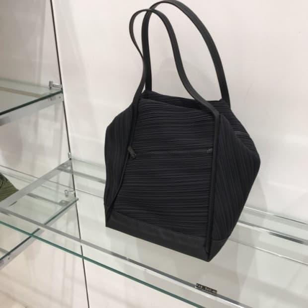 이세이미야케 플리츠플리즈 바이어스 토트백