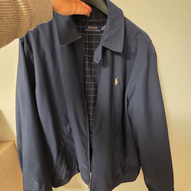 폴로 바이스윙 윈드브레이커 XL 팝니다.