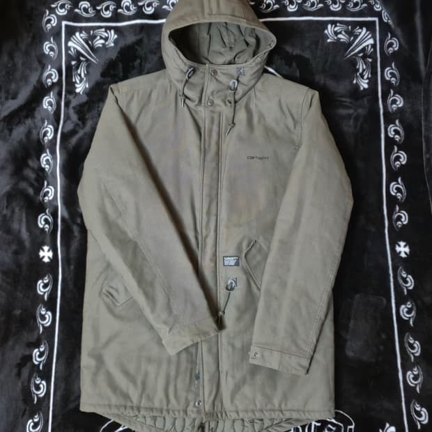 칼하트WIP 클래쉬파카