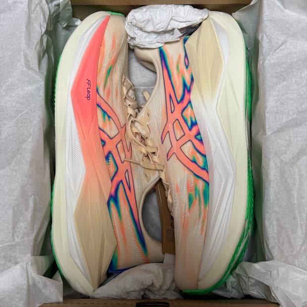 아식스 슈퍼블라스트 3 280