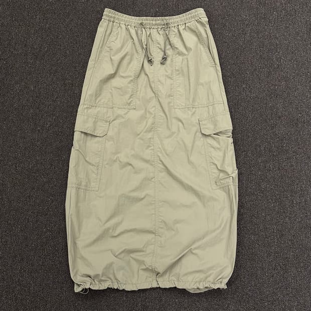 M)GU 멀티포켓 아노락 베이지 롱스커트