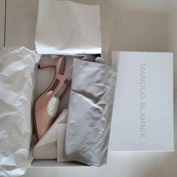Manolo Blahnik Bretto 마놀로블라닉 핑크 펌프스