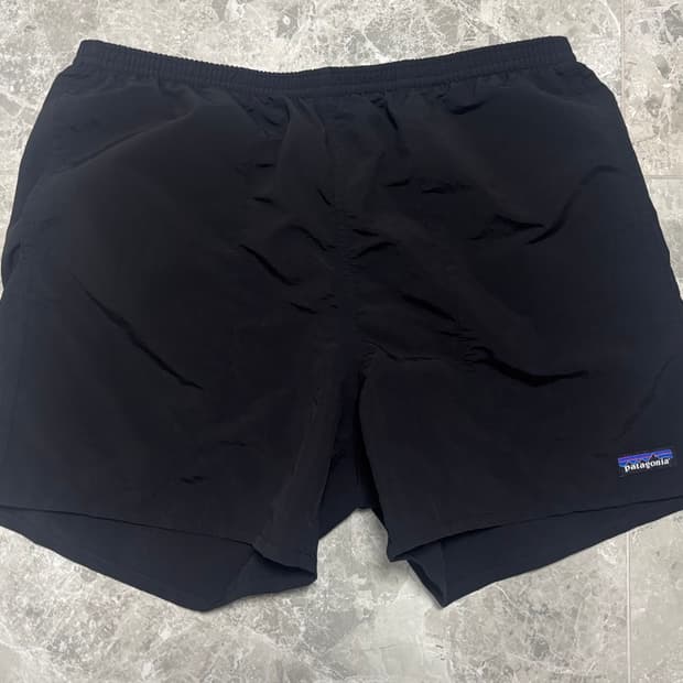 Patagonia 파타고니아 블랙 베기스 5인치 팬츠