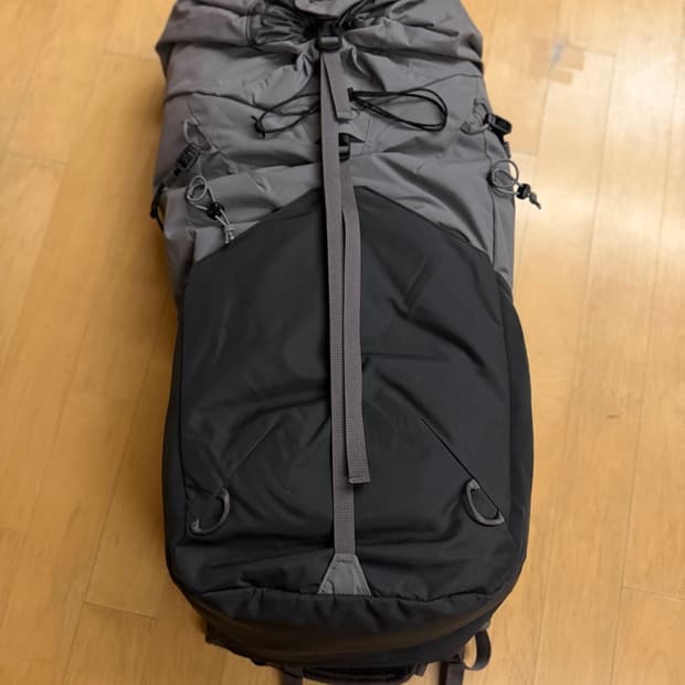 [파타고니아] 알트비아 28L 백팩 노블그레이 (고프코어/데일리)