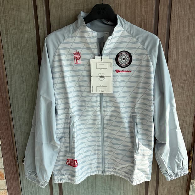 새상품(M) 오버더피치x버드와이저 월드컵 트랙자켓 그레이