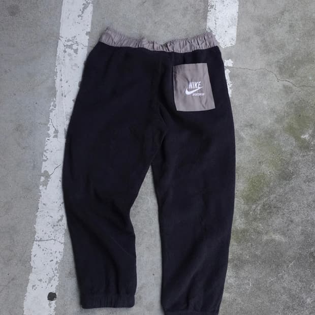 NIKE fleece jogger pants