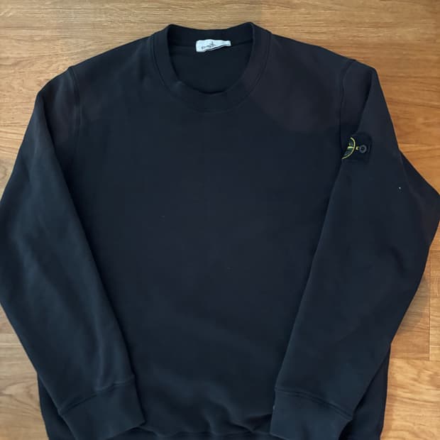 스톤아일랜드 맨투맨