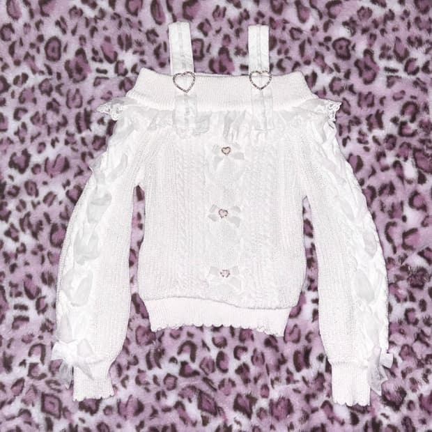 리본 큐빅 오프숄더 니트 양산형 지뢰계 리즈리사깔 달천