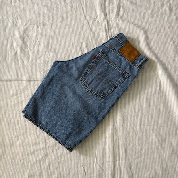  ▫️Levi's 478 Baggy Short