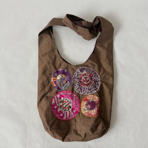 핸드메이드 자수 숄더 크로스백