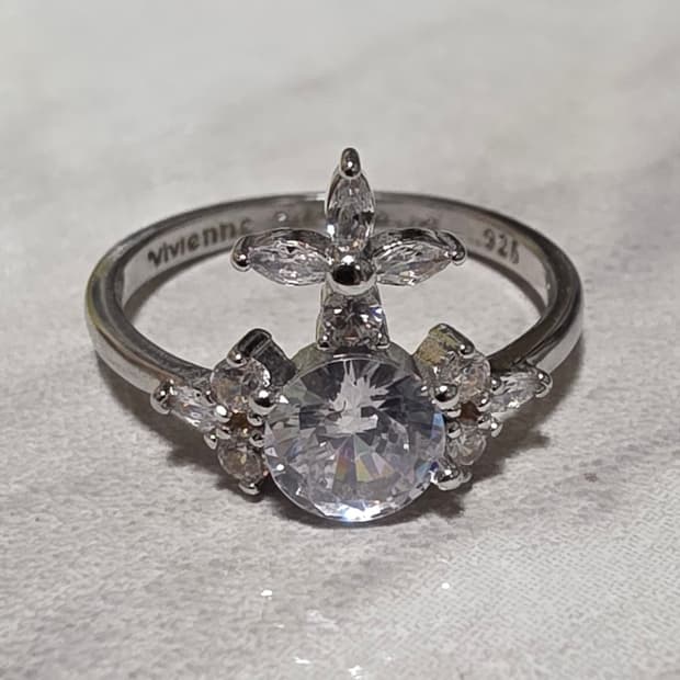 비비안웨스트우드 반지