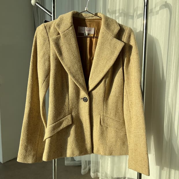 질스튜어트 싱글버튼 울실크혼방 모직 자켓