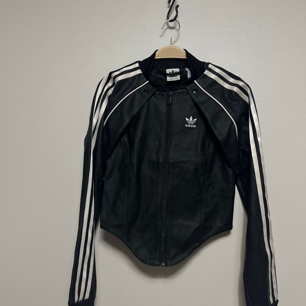 아디다스 가죽 크롭 트랙탑 