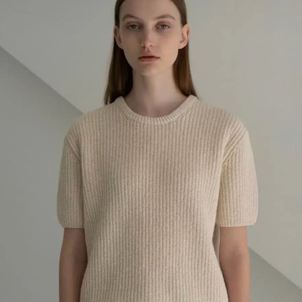 nothing written 낫띵리튼 noto boucle 니트