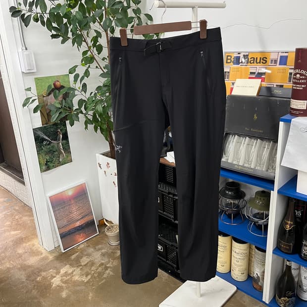 아크테릭스 감마 라이트웨이트 팬츠 30