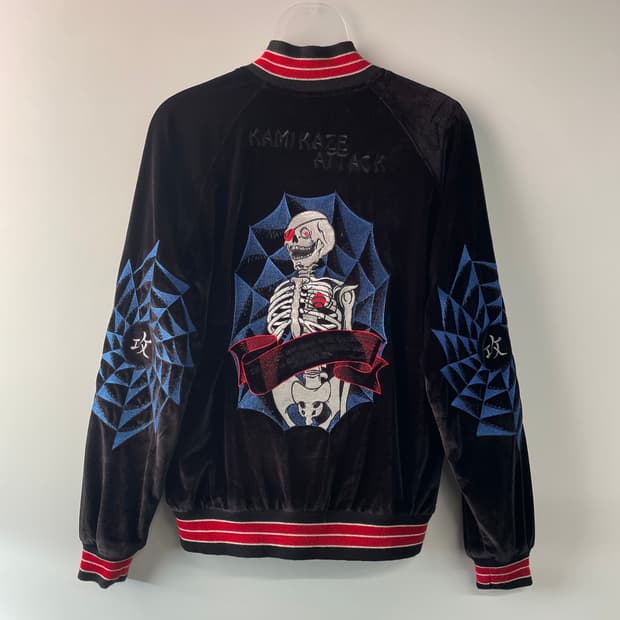 카X카제 어택 수베니어 자켓