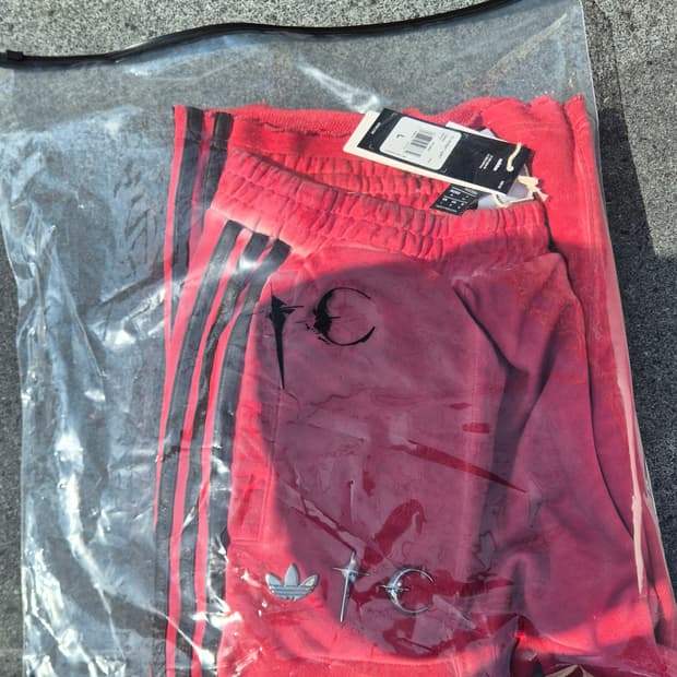 떠그클럽 아디다스 버뮤다팬츠 파워레드 L