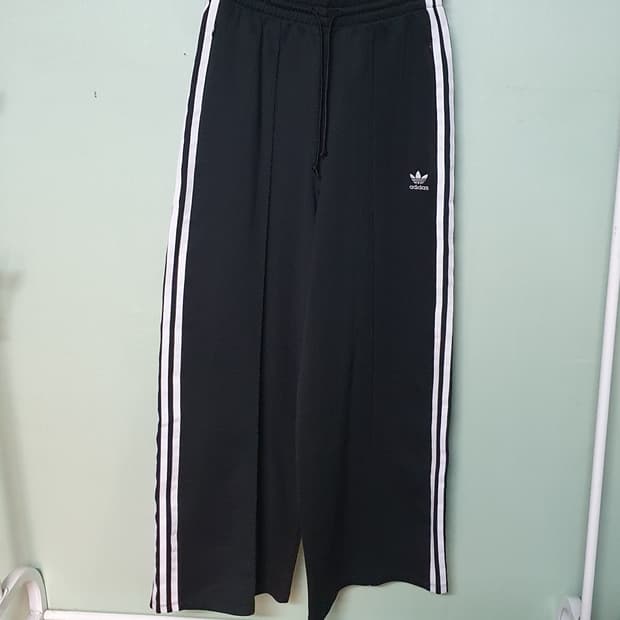 아디다스 릴랙스드 와이드 팬츠 m