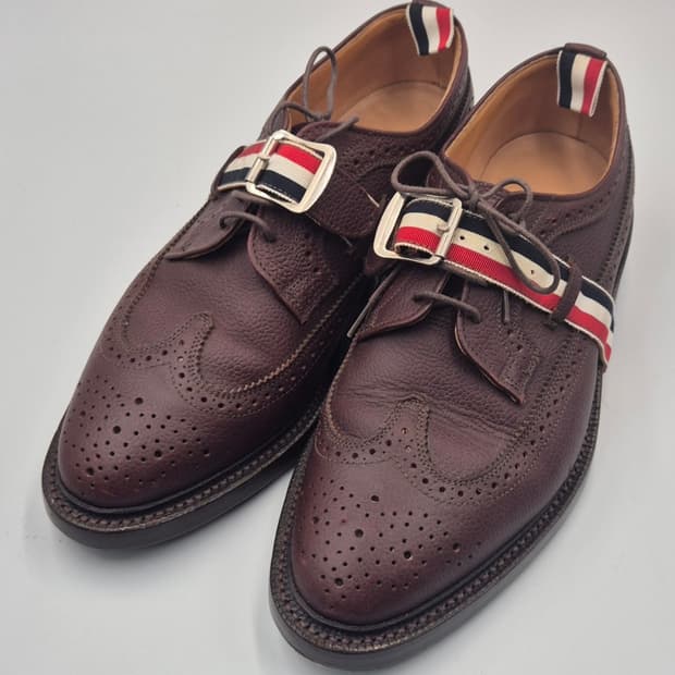 톰브라운 브라운 페블 그레인 클래식 남성 구두