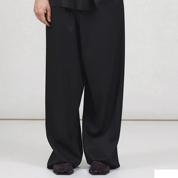 가브리엘라 콜 가먼츠 no .310 썸머울 크로스 트라우저(구매)